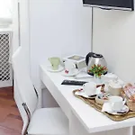 San Pietro Stazione 3* Roma