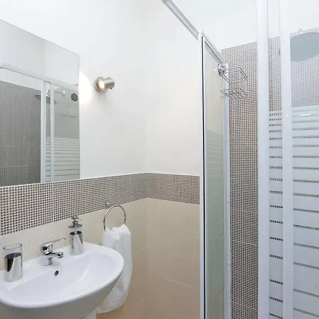 San Pietro Stazione 3* Rzym